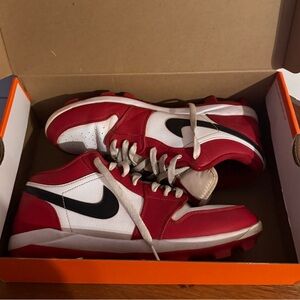 Nike men’s Jordan baseball cleats